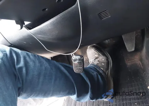 2015 Ram 1500 Sport z USA, uszkodzony, nr VIN 1C6RR7UT9FS647530